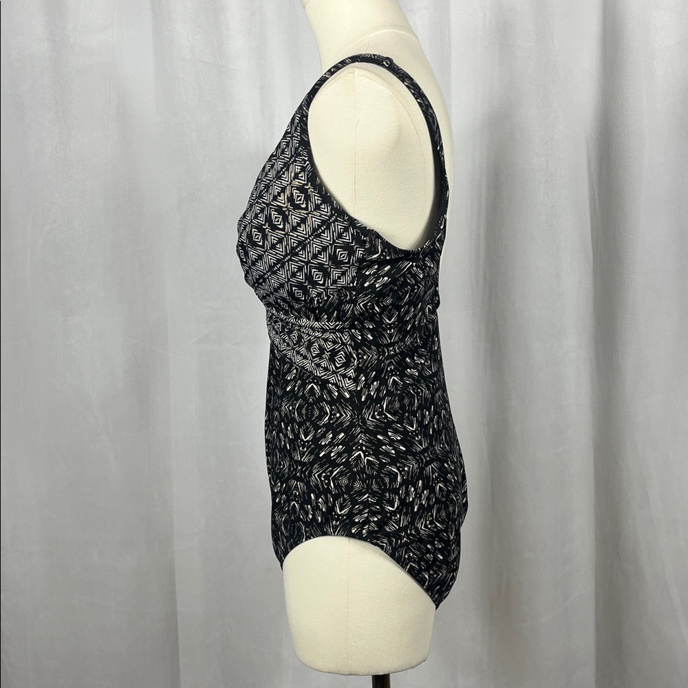 Miraclesuit L4815 Incan Treasure Escape One-Piece Swimsuit. - Picture 7 of 12
